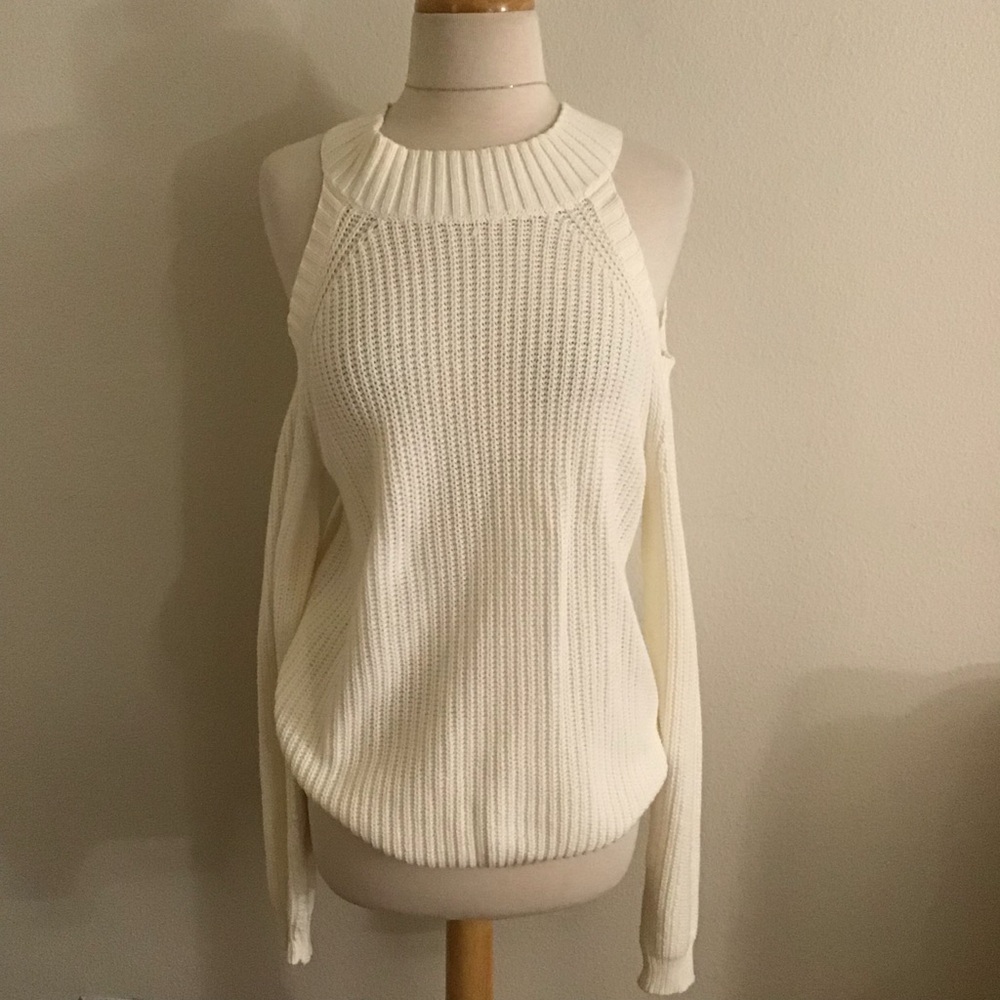 White Sweater Size Large